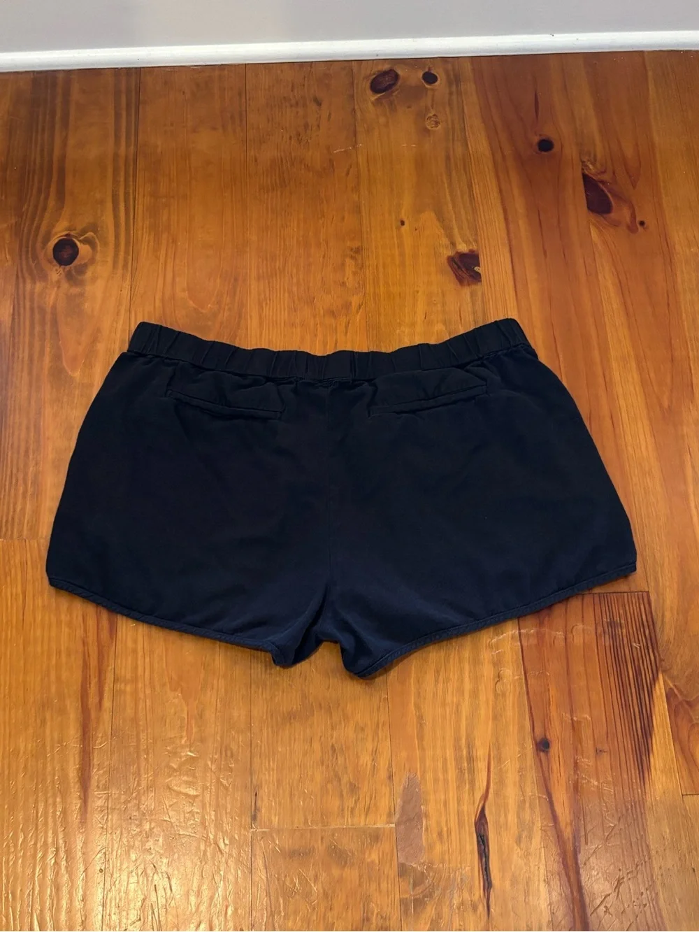 Madewell Women’s Black Pull-On Shorts (Size: Large)